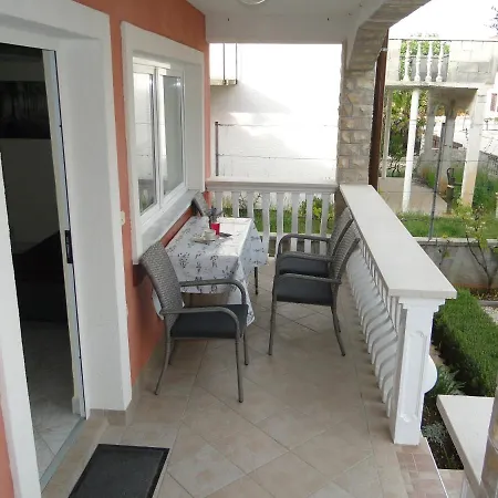 Suzi Apartamento *